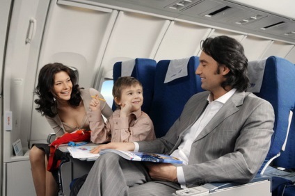 Felkészülés a repülés egy baba utazási tippeket a gyerekek