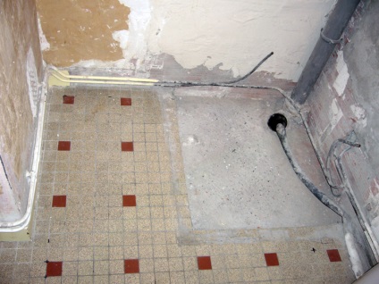 Bath csatlakozás szennyvízcsatorna telepítés miért büdös, épület portál