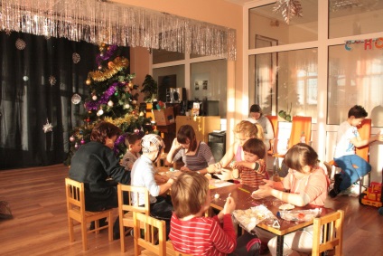 A kirándulás gyermekotthonok (árvaházakban) A kirándulás gyermekotthonok