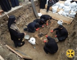 A kereszténység és a világ cikkének (Archimandrite Victor Kotsaboy Church) Ortodoxia és a béke cikkek