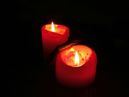 Előjelek a gyertyafényben, 9. oldal (hajtóka) Előjelek a gyertyafényben, 9. oldal