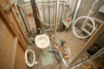 Javítás egy kis fürdőszoba, kombinált fürdőszoba a Hruscsov
