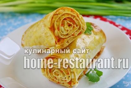 Roll pita a sütőbe csirke recept egy fotó