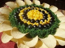 Saláta „Napraforgó” uborka - egy recept (uborka) Saláta „Napraforgó” uborka - recept