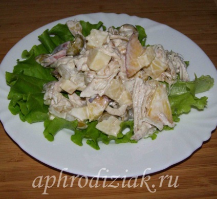 Saláta őszibarack és csirke recept fényképpel (csirke) Saláta őszibarack és a csirke recept egy fotó