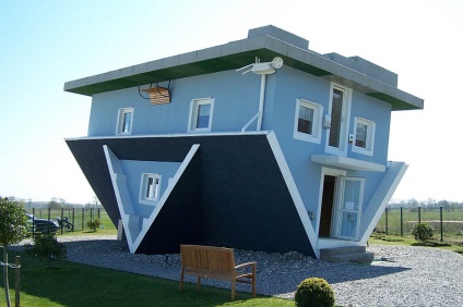 A legkülönösebb otthon izgalmas! (Home) A legkülönösebb otthon izgalmas!