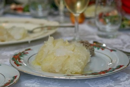 A legundorítóbb étel világ norvég lutefisk - hal lúg (hal) A legundorítóbb étel világ norvég lutefisk - fish lúgban