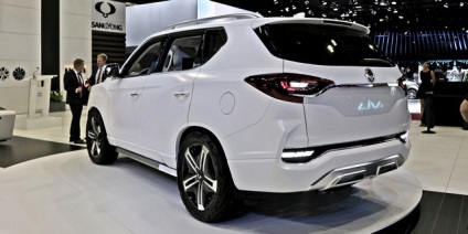 SsangYong Rexton 2018 - fotók, árak, leírások és videó tesztvezetés (2018) SsangYong Rexton 2018 - fotók, árak, leírások és videó tesztvezetés