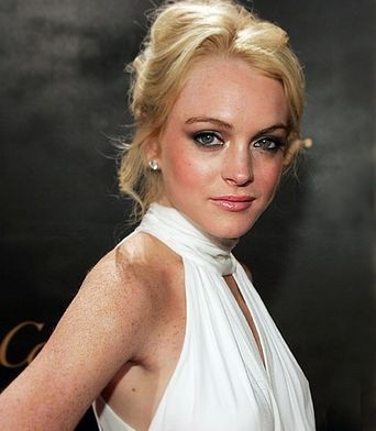 Shock! Mi történt az arcát Lindsay Lohan (Kép) (mutat BIZNES) Shock! Mi történt az arcát Lindsay Lohan (fotó)