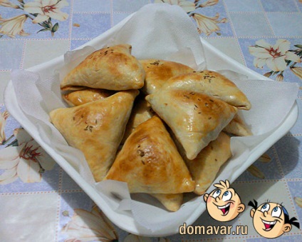 Flaky somsa sütő (pelyhes) Samsa puff a sütőben