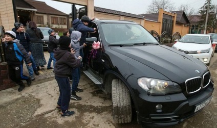 A hagyományos csecsen esküvő Groznijban