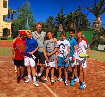 Sport tenisz Moszkva felnőtteknek és gyerekeknek
