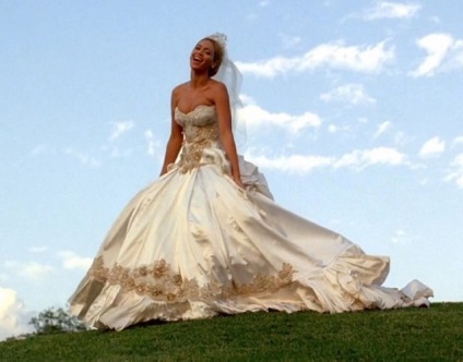 Beyonce utálja esküvői ruháját - hírek