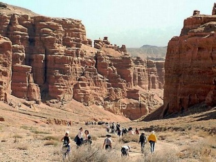 Charyn kanyon leírás, kirándulások, túrák, Almaty árak, hogyan lehet eljutni