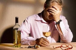 Mi van, ha a férj iszik fő oka (alkoholos ital mértéktelen alkoholfogyasztók, amelyek kell dobni a férj a feleségének) Mi van, ha a férj iszik fő oka