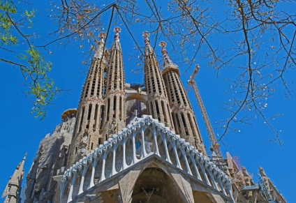 Amit látni Barcelona egyedül - Barcelona Guide TM