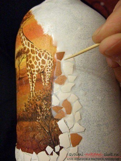 Decoupage palack egy afrikai stílusú, kagyló kézműves, hogyan lehet egy mozaik ki a héj a (afrikai) Decoupage palack egy afrikai stílusú, kagyló kézműves, hogyan lehet egy mozaik ki a shell