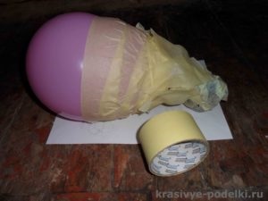 Sárkány készült papírmasé kezük (kézműves készült papírmasé) Sárkány készült papírmasé kezük