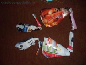 Sárkány készült papírmasé kezük (kézműves készült papírmasé) Sárkány készült papírmasé kezük