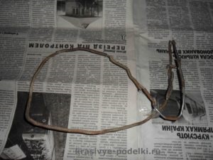 Sárkány készült papírmasé kezük (kéz) Sárkány készült papírmasé kezük