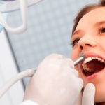 A fluxus az íny - mit kell tenni, hogyan kell kezelni, irányítani fogászat