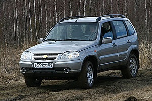 Chevrolet Niva emelők megtörni a rossz olaj