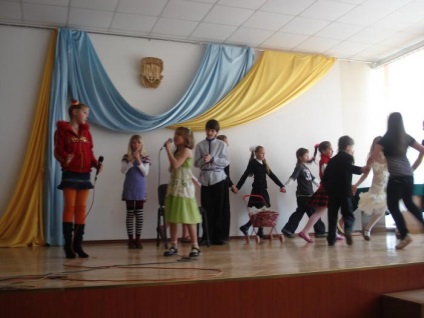 Az átmeneti mesék a vidám társaság (fun) Az átmeneti mesék a vidám társaság