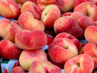 : Peach lapos őszibarack összetételének és használatának