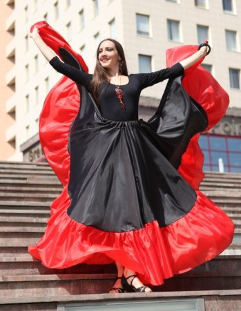 Spanyol flamenco szoknya, hogyan kell kiválasztani, vagy hogy (szépség) Spanyol flamenco szoknya, hogyan kell választani, vagy hogy