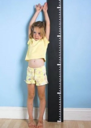 Mik az sérti a gyermek növekedését, és milyen paraméterek magassága és súlya standardok a gyermekek,
