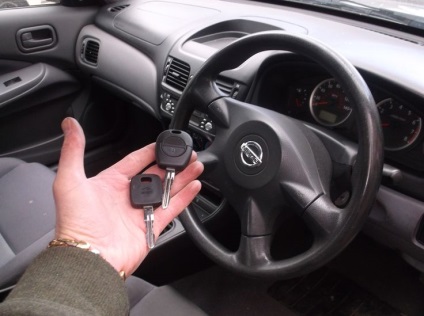 Hogyan tiltható le az indításgátló Nissan Almera H16, klasszikus és G15 (kikapcsolni) Hogyan tiltható le az indításgátló Nissan Almera H16, klasszikus és G15