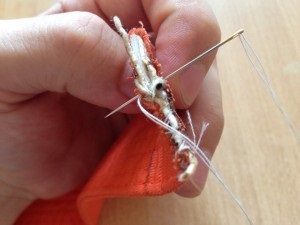 Hogyan készítsünk szíjak vízszintes sáv és a tornatermet, a hazai edző (a keresztléc) Hogyan készítsünk szíjak vízszintes sáv, edzőteremmel, otthoni edző