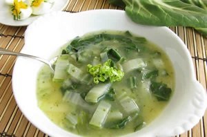 Hogyan kell főzni a levest alapján zeller szár és helyesen használja a hasznosságát ételek