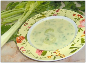 Hogyan kell főzni a levest alapján zeller szár és helyesen használja a hasznosságát ételek