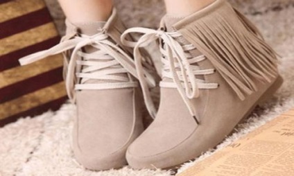 Miért álom csizma, csizma álom értelmezés álom, amely eszköz (Boots) Miért álom csizma, csizma álom értelmezés álom jelentését