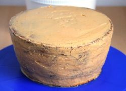 Szerinti krém masztix torta (paszta) Krém alatt masztix torta
