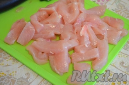 Csirkemell filé, tejszínes, mustáros mártással - egy recept fényképpel (filé) Csirkemell filé, tejszínes, mustáros öntettel - recept fotókkal
