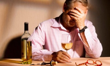 Az alkoholizmus kezelésére méz és gyógynövények (fűszernövények) Alkoholizmus kezelés méz és gyógynövények