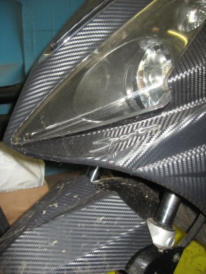Lifan klub-MSK klub amatőrök a kínai robogó - robogó obkleka Carbon (vinyl védi kár) Lifan klub-MSK klub amatőrök a kínai robogó - robogó obkleka Carbon