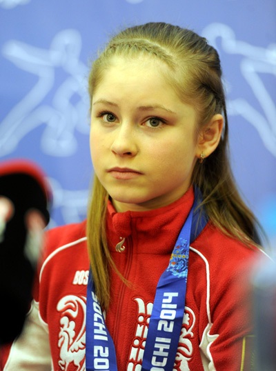 Lipnitskaya megszökött az anyja egy szeretett ember (anyám) Lipnitskaya megszökött az anyja, mert egy szeretett