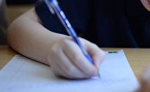 Mead diplomáciai mentesség nem jogosít figyelmen kívül hagyja a közlekedési szabályok (diplomáciai) Mead diplomáciai mentesség nem jogosít figyelmen kívül hagyja a közlekedési szabályok