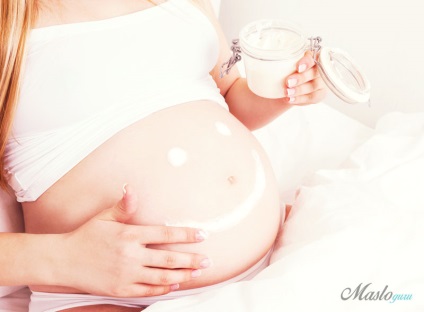 Mandulaolaj striák a terhesség alatt, használata sárgabarackmag olaj ellen striák, az összes