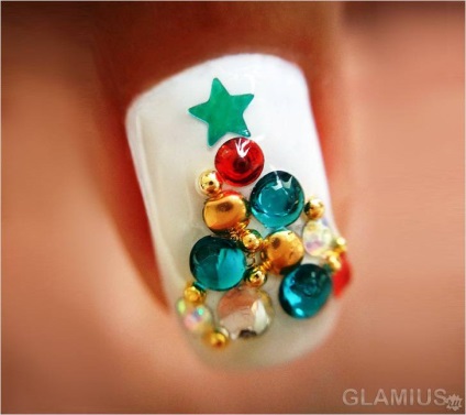 Naroscheny körmök New Year 2016 - Design hosszabbító körmök (fotó) (2016) Naroscheny körmök New Year 2016 - Design hosszabbító körmök (fotó)