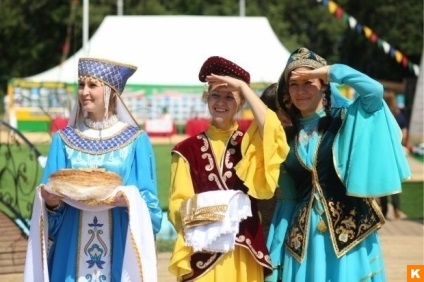 Nemzeti ünnep Sabantui Kazan kerül sor július 15. (Orenburg traktus „Birch) Nemzeti ünnep Sabantui kerül sor Kazan július 15-én