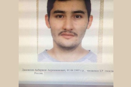 Egy öngyilkos merénylő a két bombát, megnyomja a gombot - az eset (friss mikron) Egy öngyilkos merénylő a két bombát, megnyomja a gombot - baleset