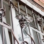 Ablakrács - megbízható védelmet otthon (rács Kovácsoltvas rács) Ablakrács - megbízható védelmet otthon
