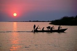 Tavak térségében Afrika - Viktória-tó, Csád, Tanganyika és egyéb tavak
