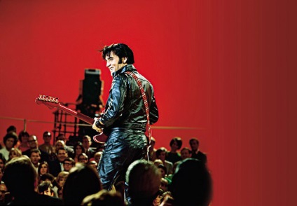 Nyomtatás - „Elvis - The Legend” ritka fényképek a király Elvis Presley, amelyek szerepelnek a könyvben a 40. születésnapját