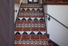 A lépcső a házban Csempe beléphet egy fotót burkolat, kerámia, munka
