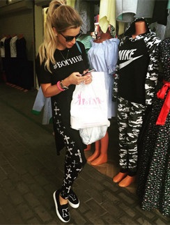 Miért Ksenia Borodina öltözni kezdett a ruházati piacon (lásd a képen)
